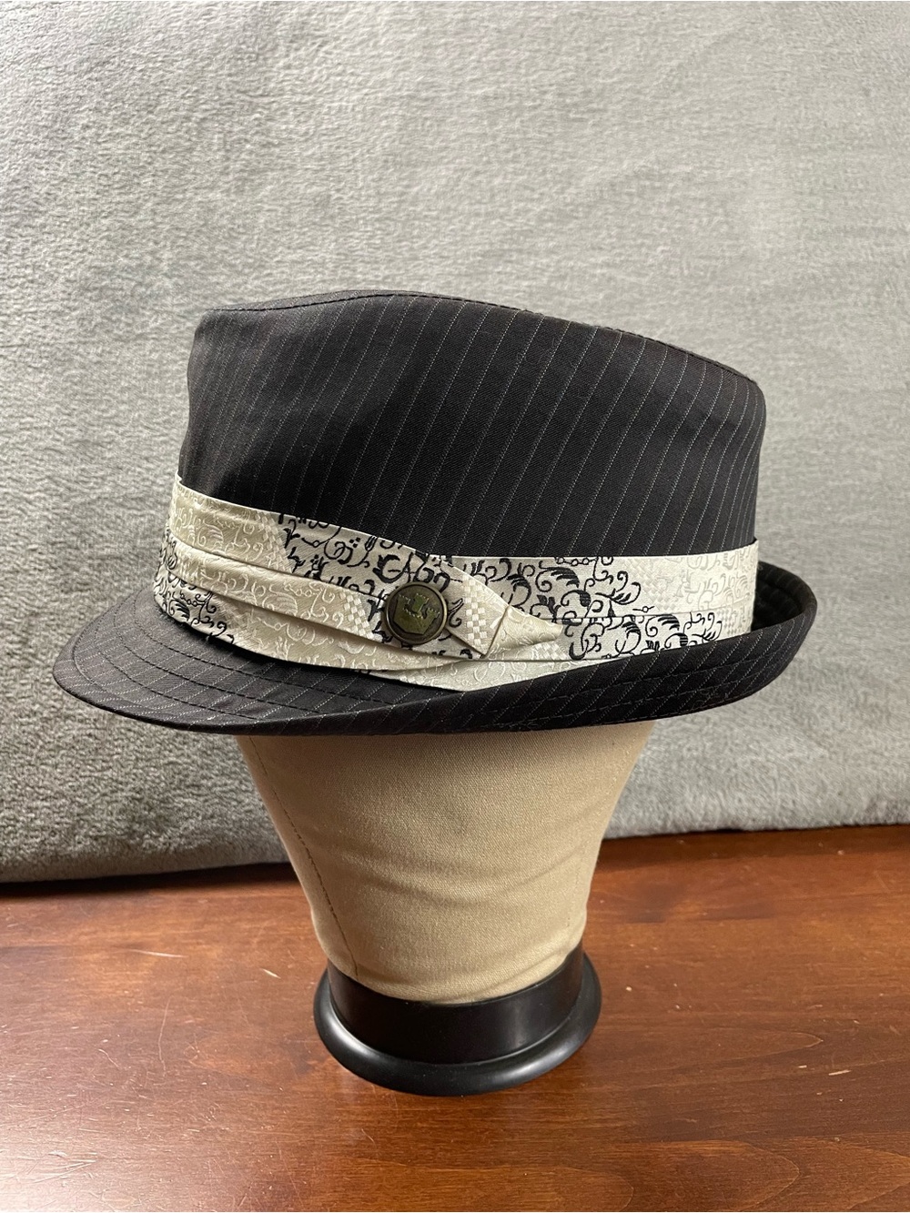 Goorin Brothers PinStriped Black Fedora Hat size Large Wool/Polyester Blend